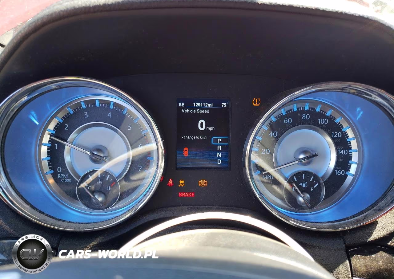 2013 Chrysler 300C VIN:2C3CCAET4DH732800 - 9