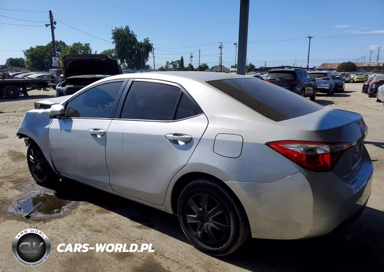 2015 Toyota Corolla L VIN:5YFBURHE4FP303301 - 2