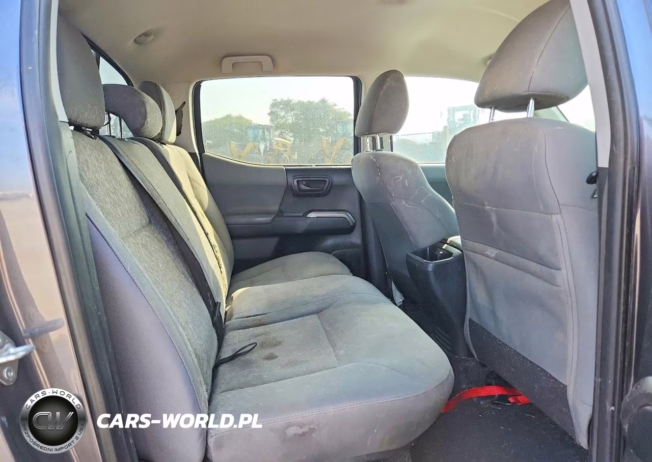 2018 Toyota Tacoma Sr5 VIN:5TFAX5GN2JX112404 - 10