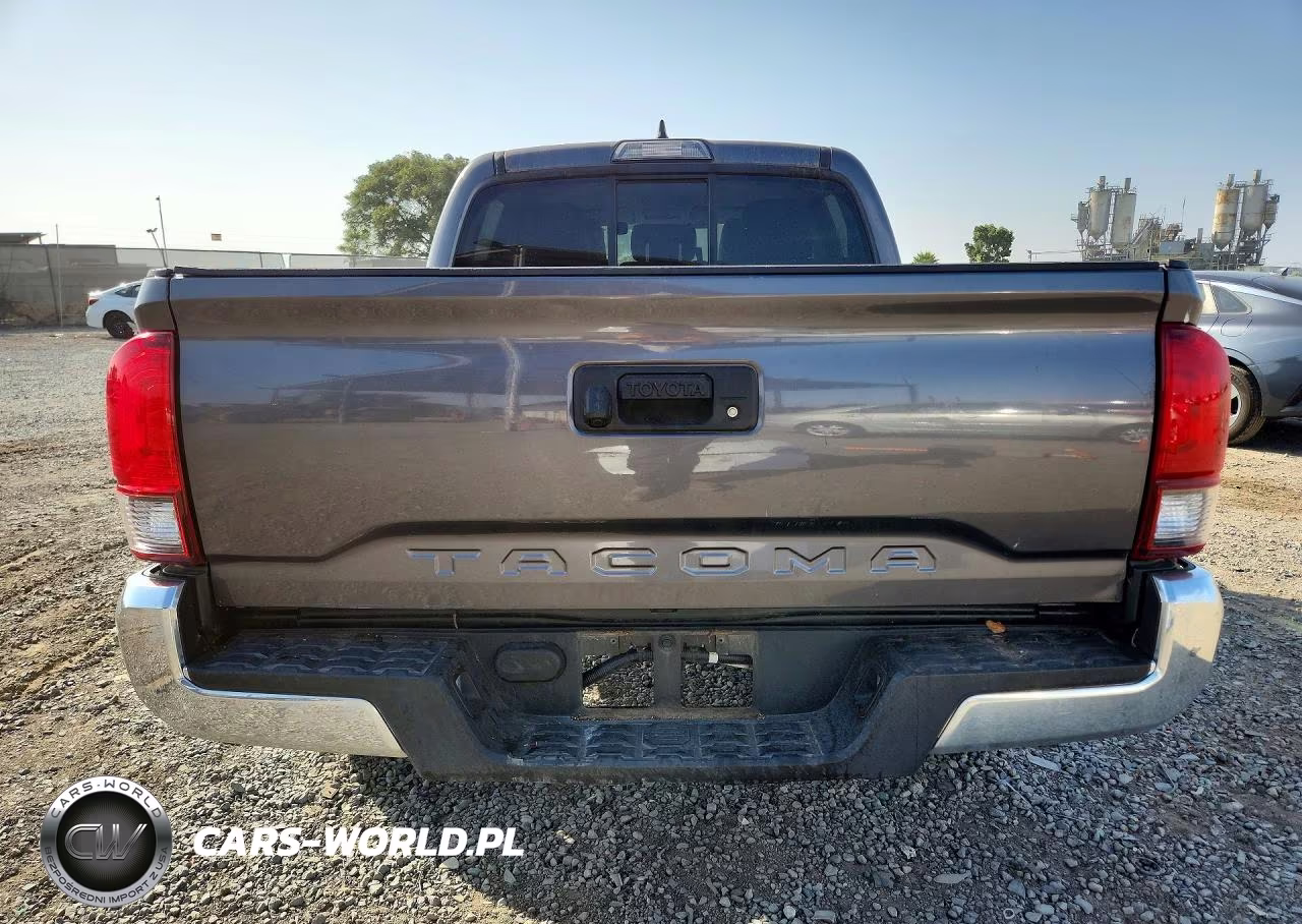 2018 Toyota Tacoma Sr5 VIN:5TFAX5GN2JX112404 - 6