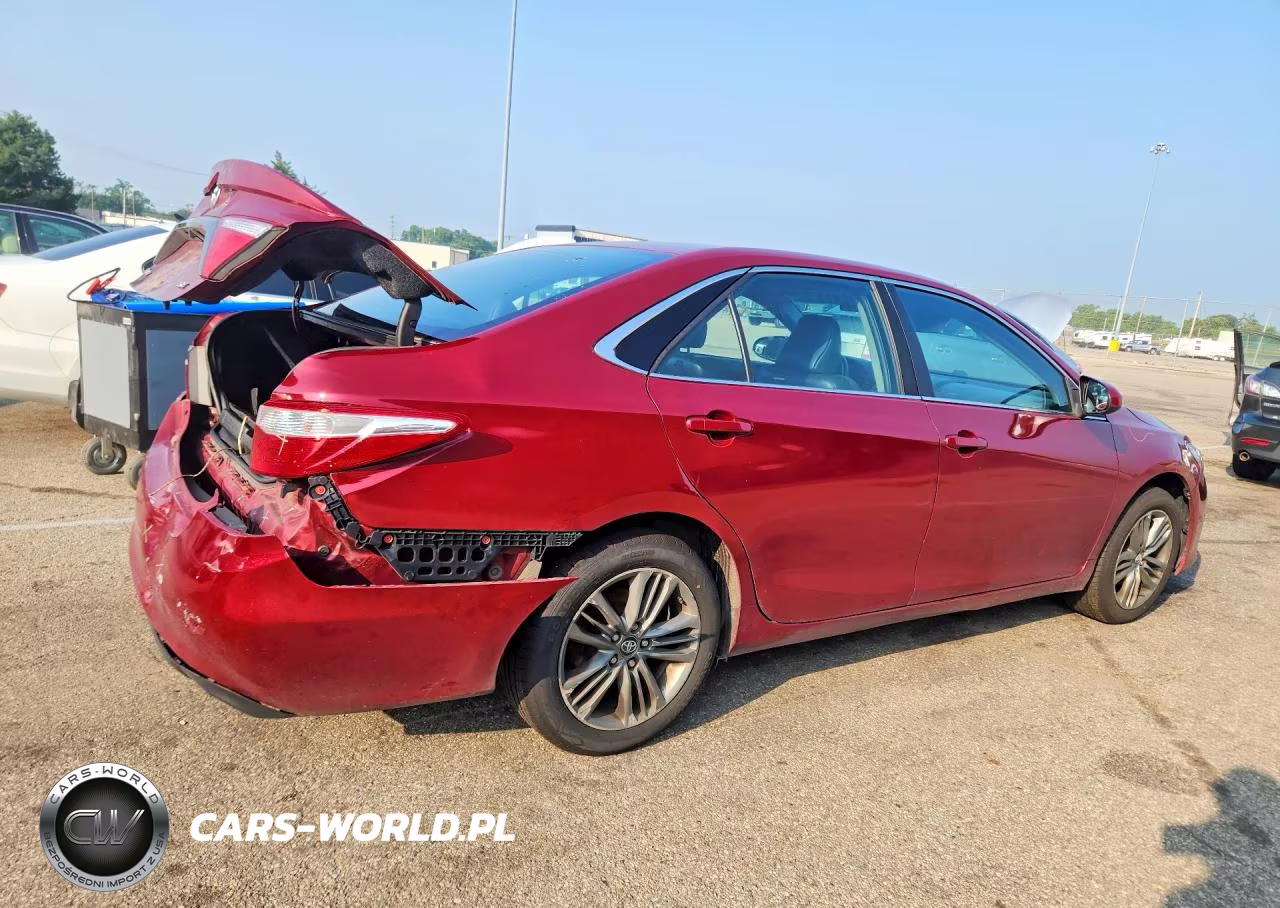2016 Toyota Camry Se VIN:4T1BF1FK8GU598214 - 3