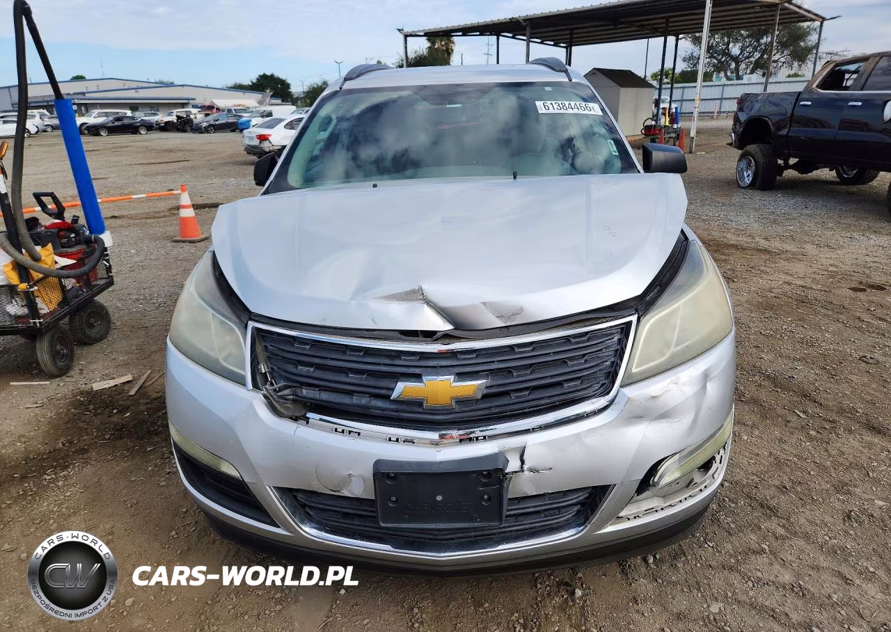 2015 Chevrolet Traverse Ls VIN:1GNKRFED0FJ106696 - 5