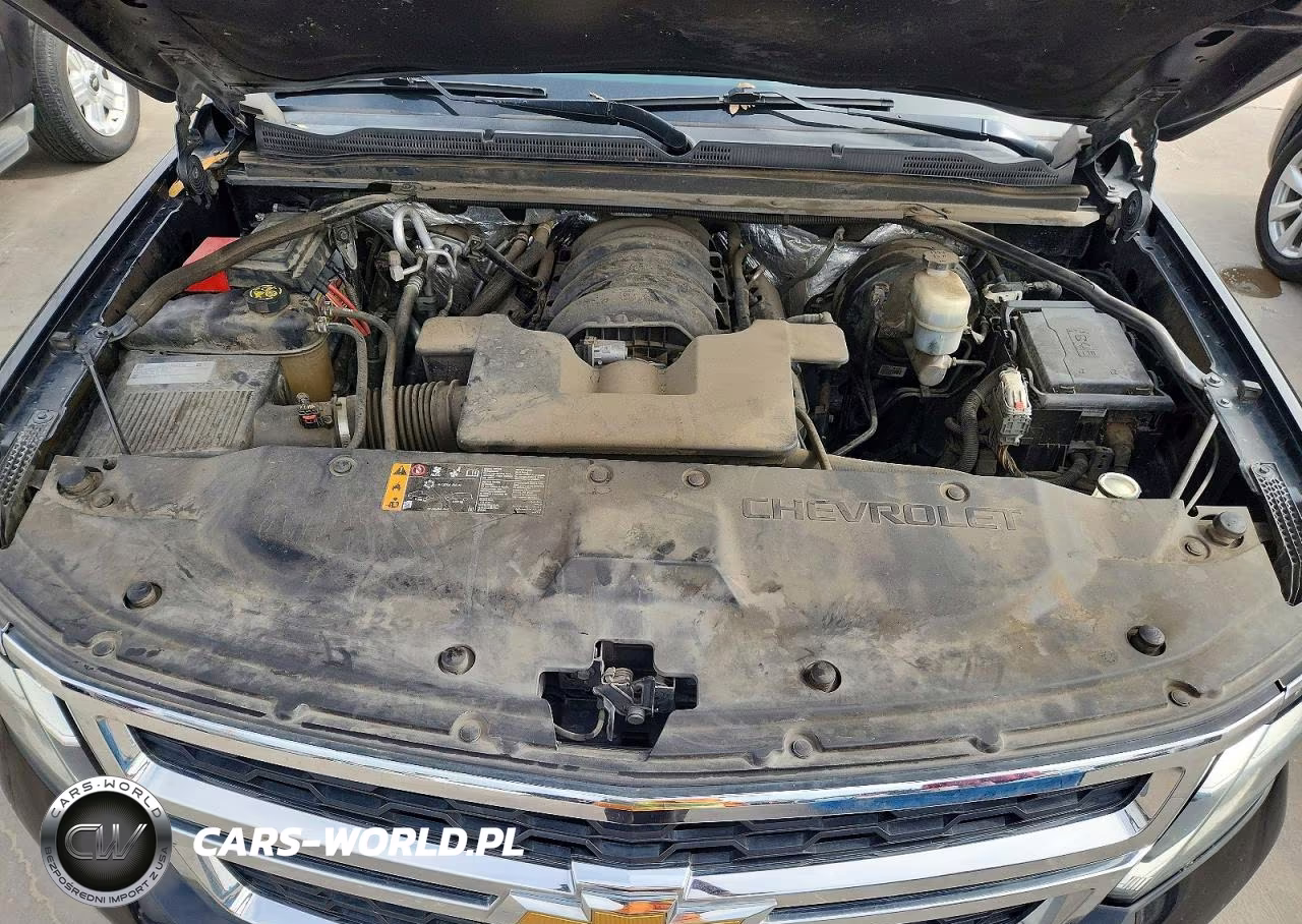 2018 Chevrolet Suburban C1500 Lt VIN:1GNSCHKC9JR257524 - 12