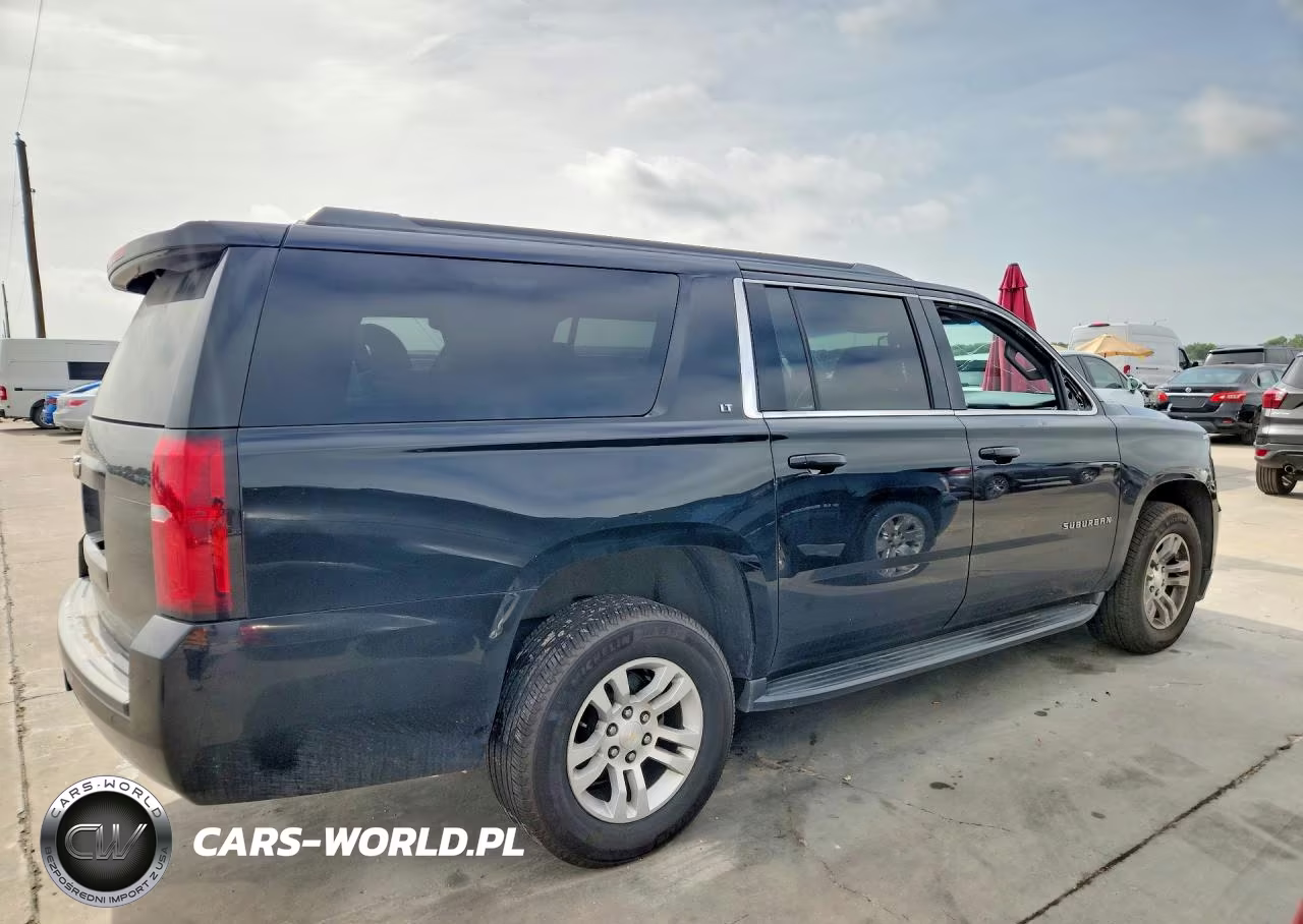 2018 Chevrolet Suburban C1500 Lt VIN:1GNSCHKC9JR257524 - 3