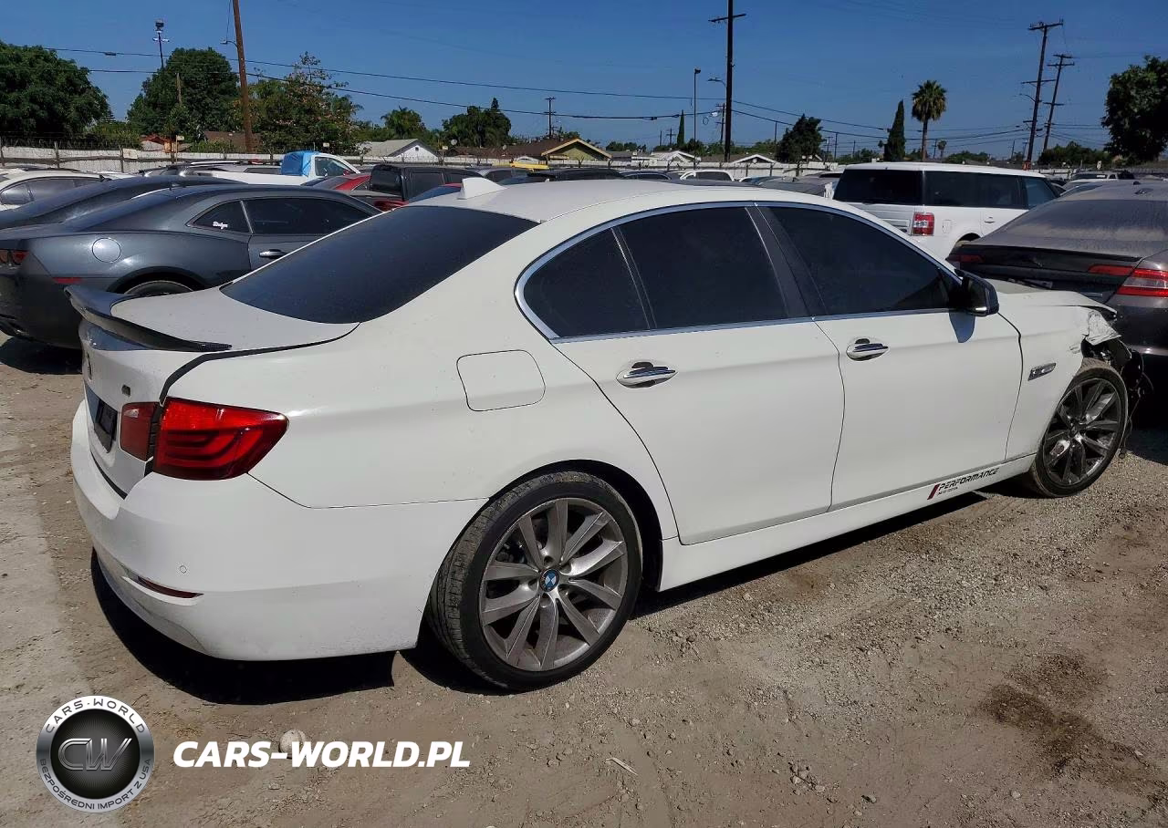 2012 BMW 528 I VIN:WBAXG5C54CDW66268 - 3