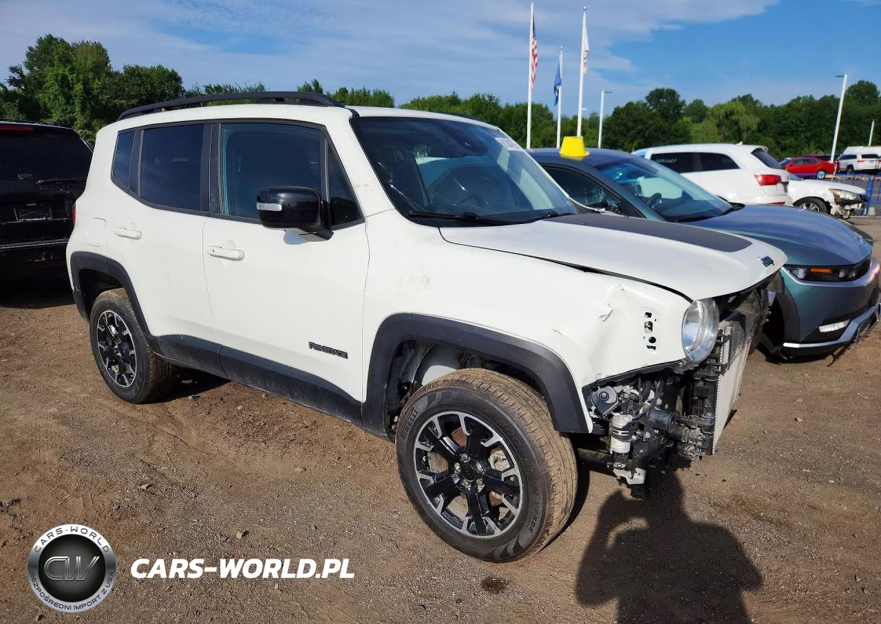 2023 Jeep Renegade Latitude VIN:ZACNJDB12PPP44622 - 4