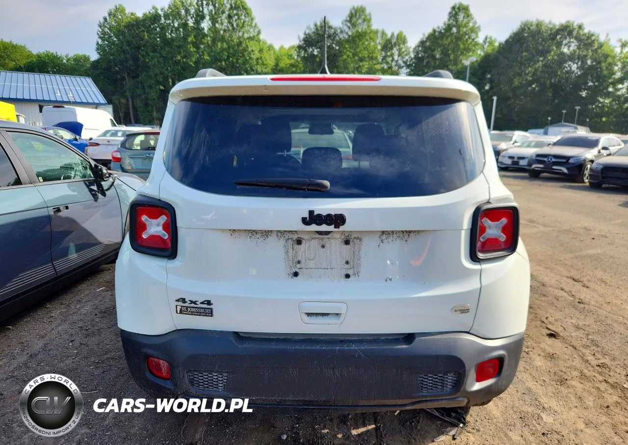 2023 Jeep Renegade Latitude VIN:ZACNJDB12PPP44622 - 6