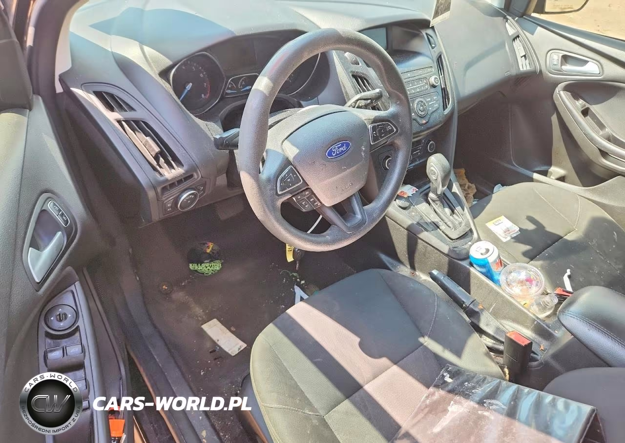 2018 Ford Focus Se VIN:1FADP3FE4JL257248 - 8