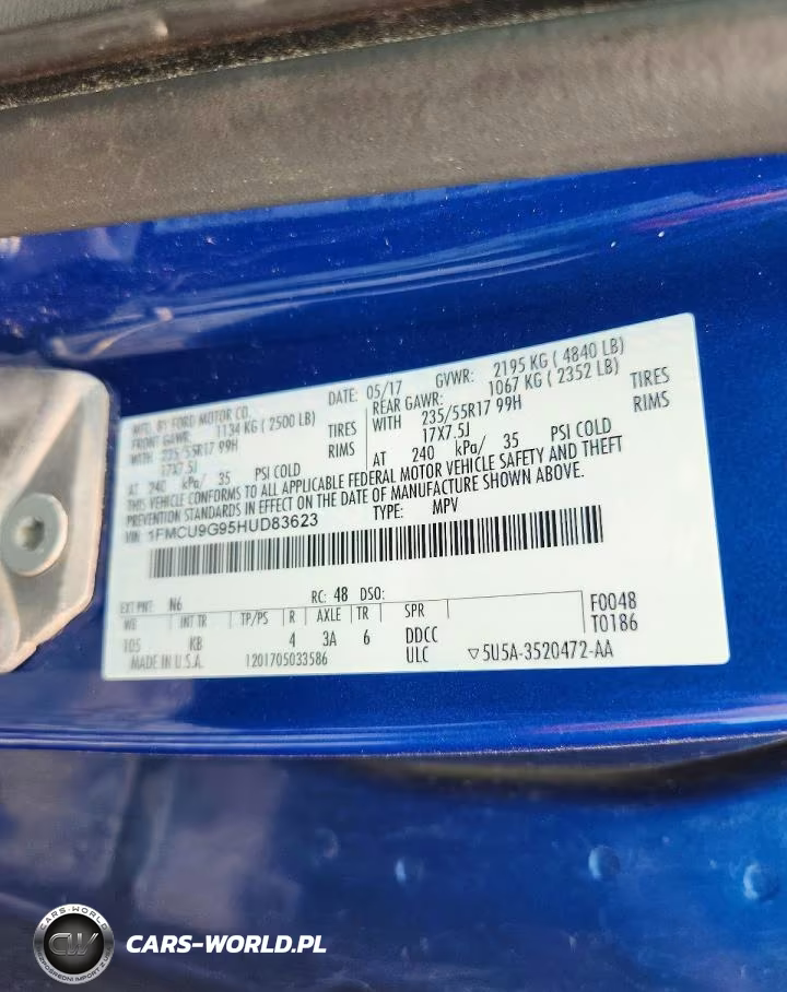 2017 Ford Escape VIN:1FMCU9G95HUD83623 - 13