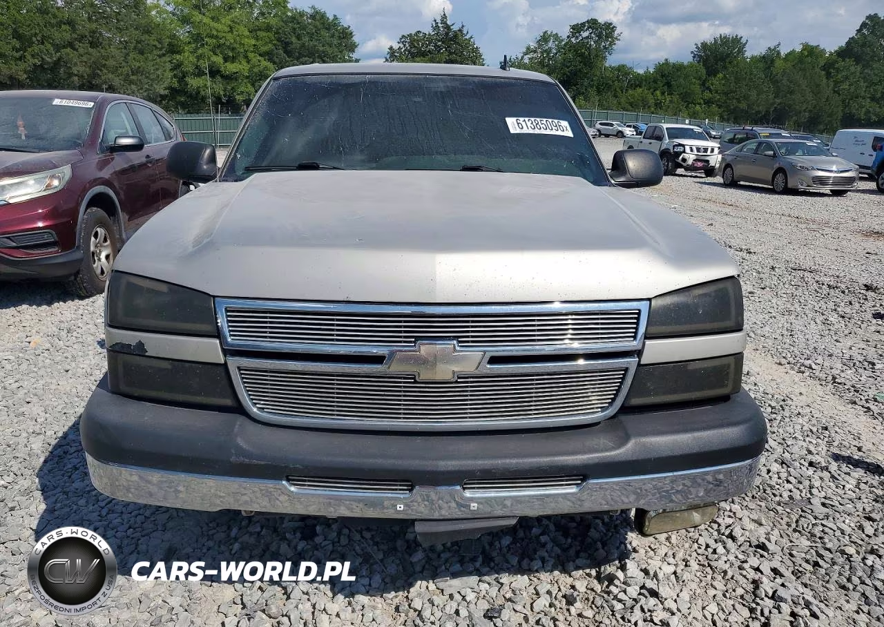 2006 Chevrolet Silverado C1500 VIN:2GCEC13T661188111 - 5