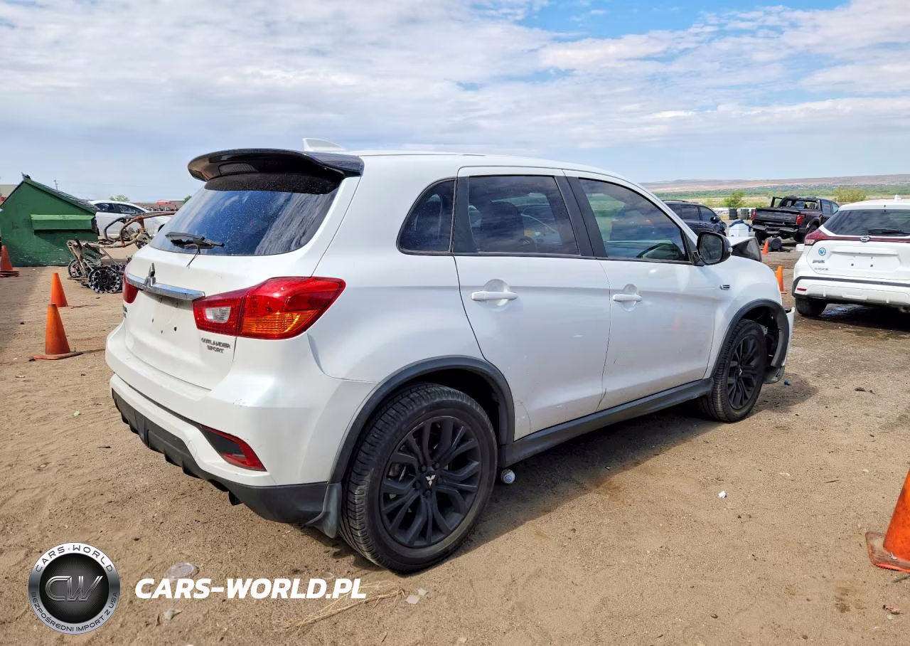 2018 Mitsubishi Outlander Sport Es VIN:JA4AP3AU2JZ023449 - 3