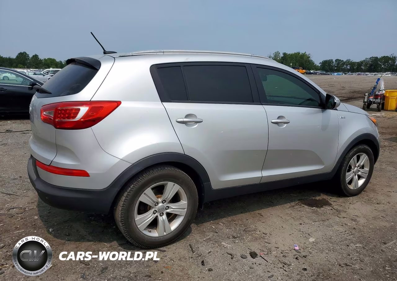 2012 Kia Sportage Lx VIN:KNDPBCA22C7213800 - 3