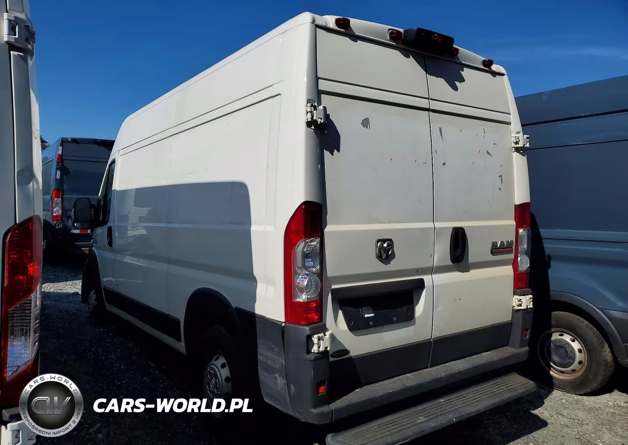 2022 Ram Promaster 2500 Refrigerated Delivery Van VIN:3C6LRVCG1NE135017 - 2