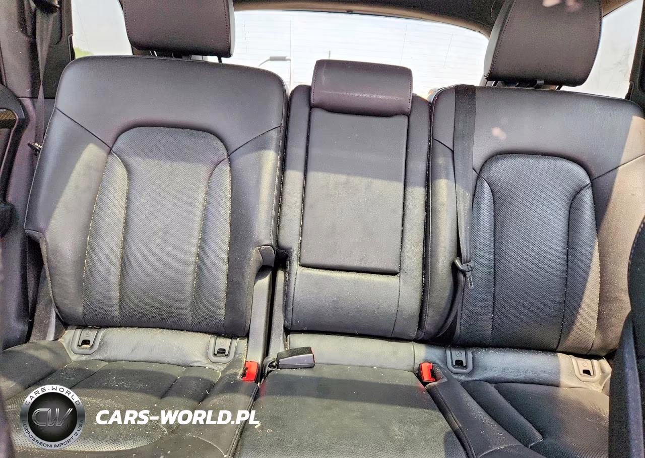 2015 Audi Q7 Prestige VIN:WA1DGAFE5FD029981 - 10