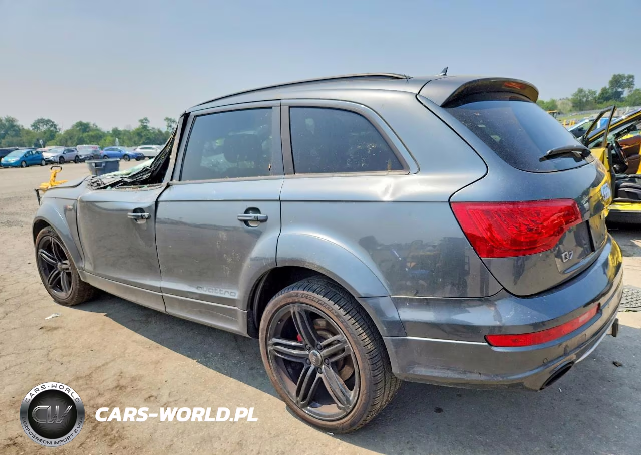 2015 Audi Q7 Prestige VIN:WA1DGAFE5FD029981 - 2