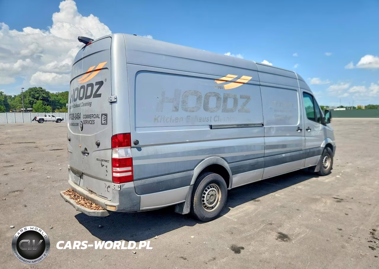 2014 Freightliner Sprinter 2500 VIN:WDYPE8DC4E5938987 - 3