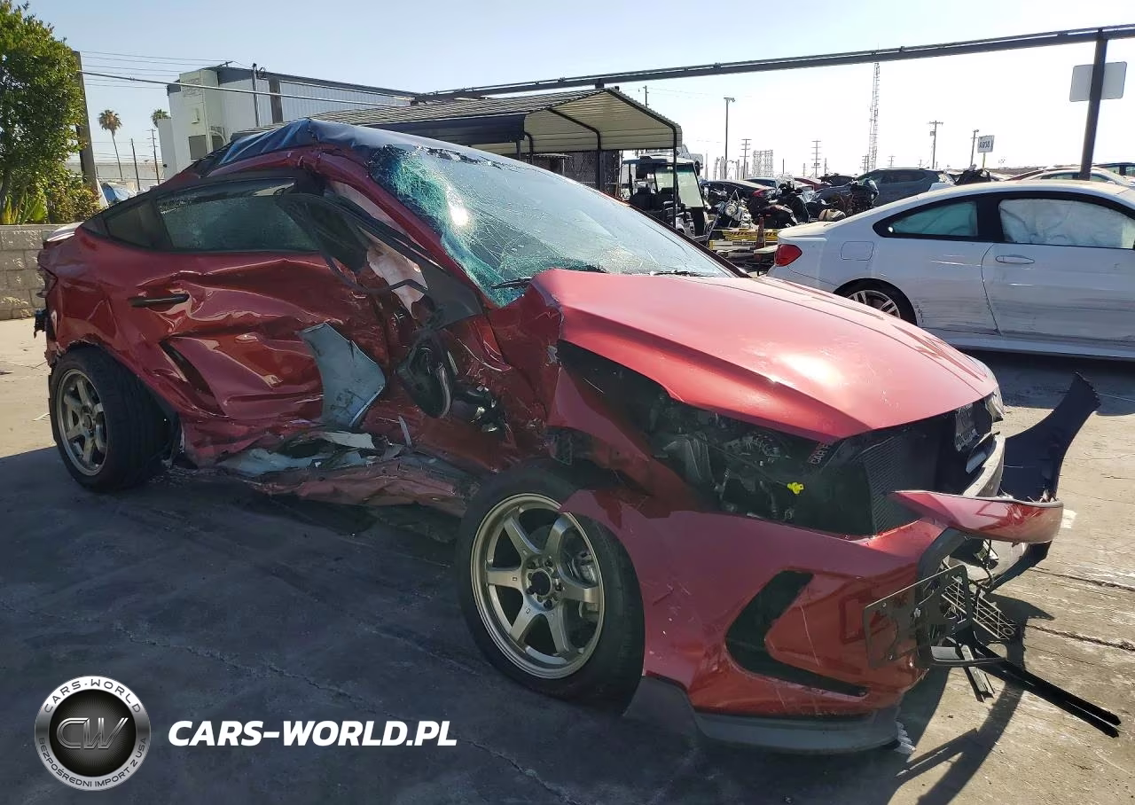 2017 Hyundai Elantra Limited VIN:KMHD84LF4HU262900 - 4
