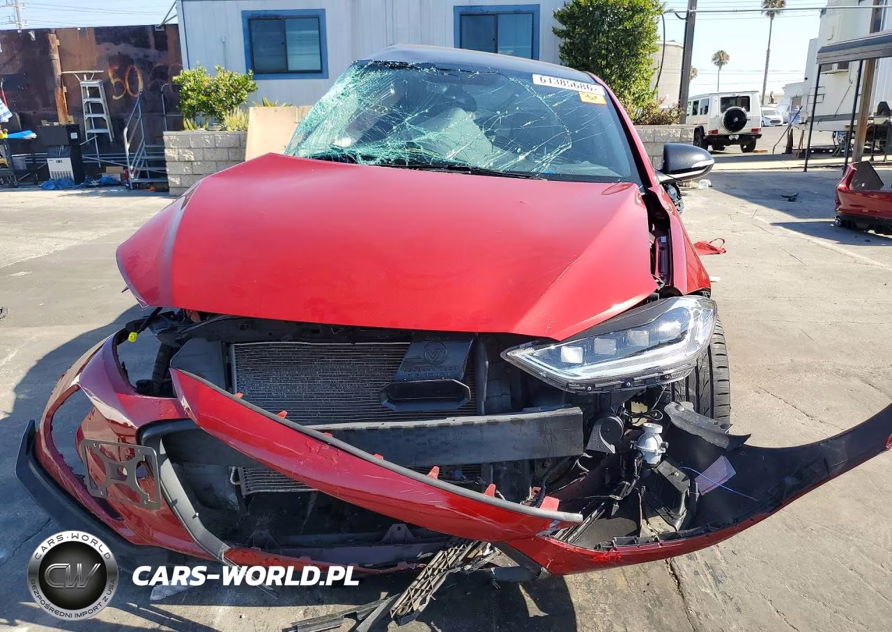 2017 Hyundai Elantra Limited VIN:KMHD84LF4HU262900 - 5