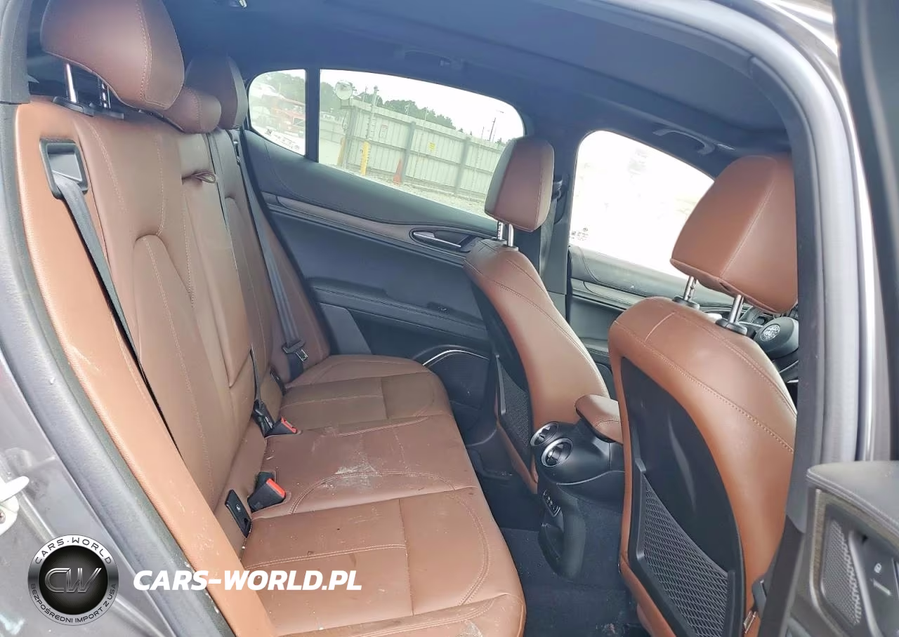 2022 Alfa Romeo Stelvio Ti VIN:ZASPAKBN8N7D38431 - 11