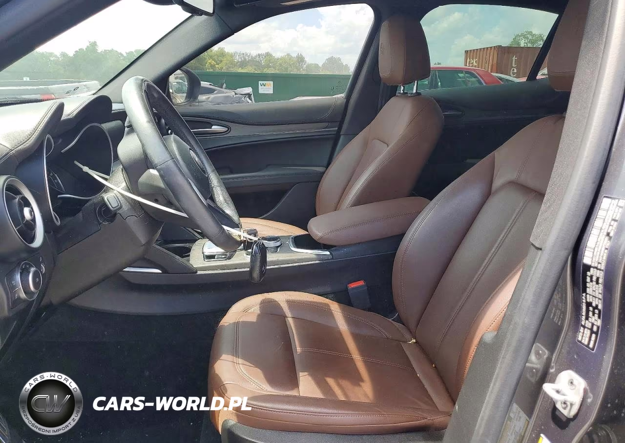 2022 Alfa Romeo Stelvio Ti VIN:ZASPAKBN8N7D38431 - 7