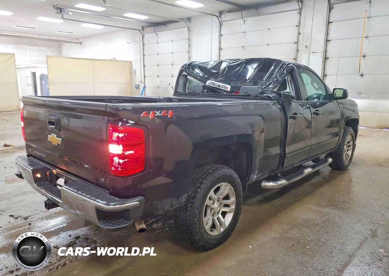 2018 Chevrolet Silverado K1500 Lt VIN:1GCVKREC1JZ116098 - 3