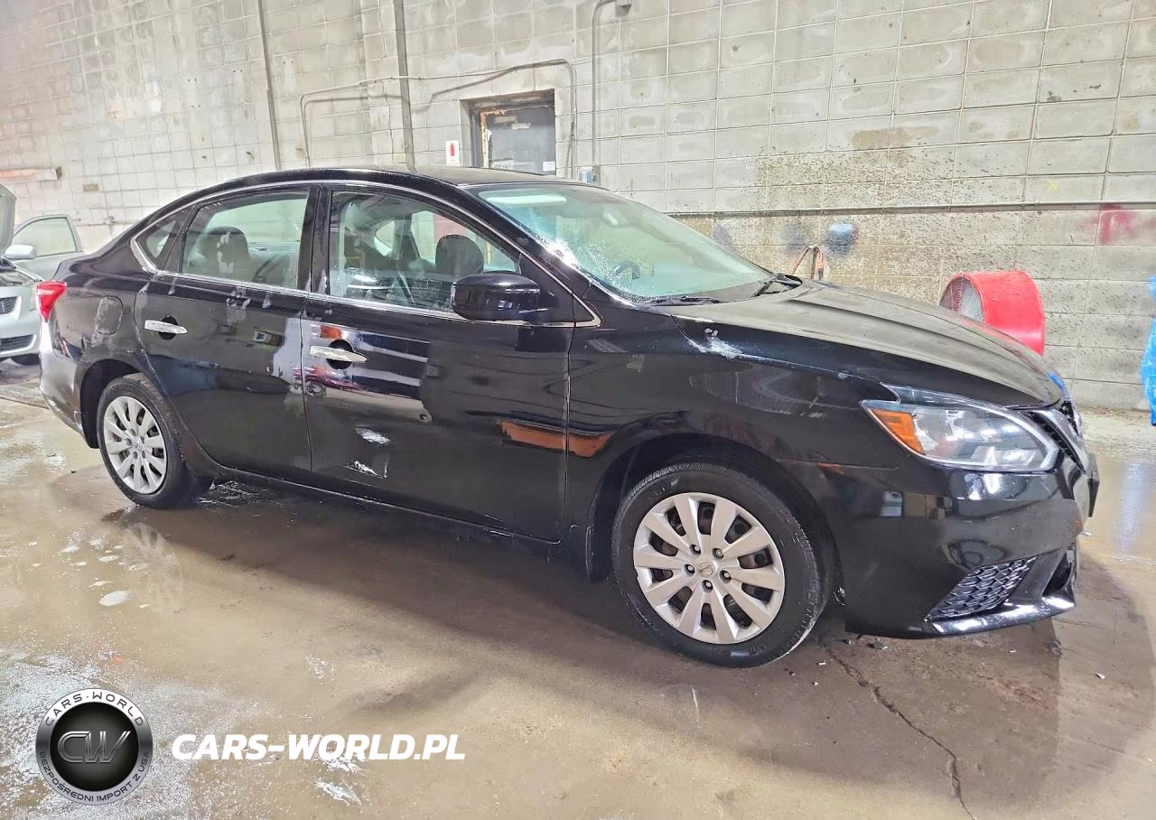 2018 Nissan Sentra S VIN:3N1AB7AP5JY323263 - 4