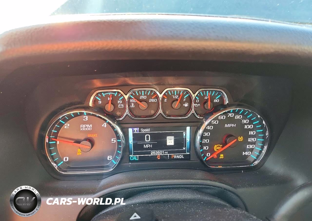 2017 Chevrolet Suburban K1500 Lt VIN:1GNSKHKC2HR173381 - 9