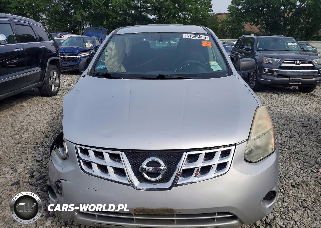 2011 Nissan Rogue S VIN:JN8AS5MV5BW252204 - 5