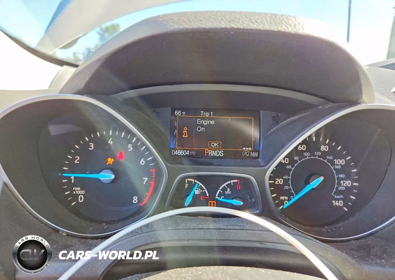 2017 Ford Escape Se VIN:1FMCU9GD5HUE24093 - 9