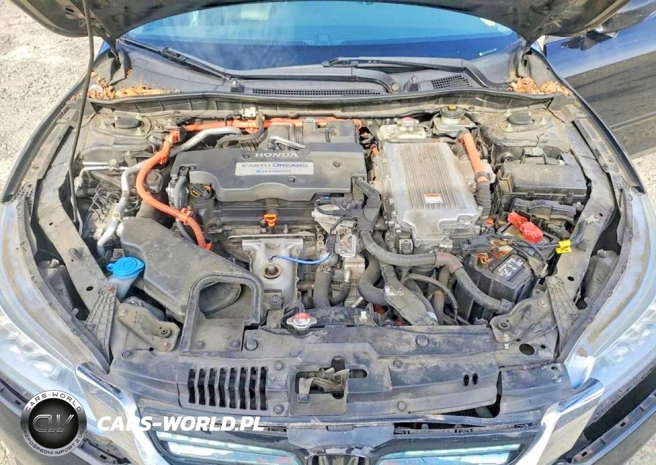 2015 Honda Accord Touring Hybrid VIN:1HGCR6F77FA013214 - 11
