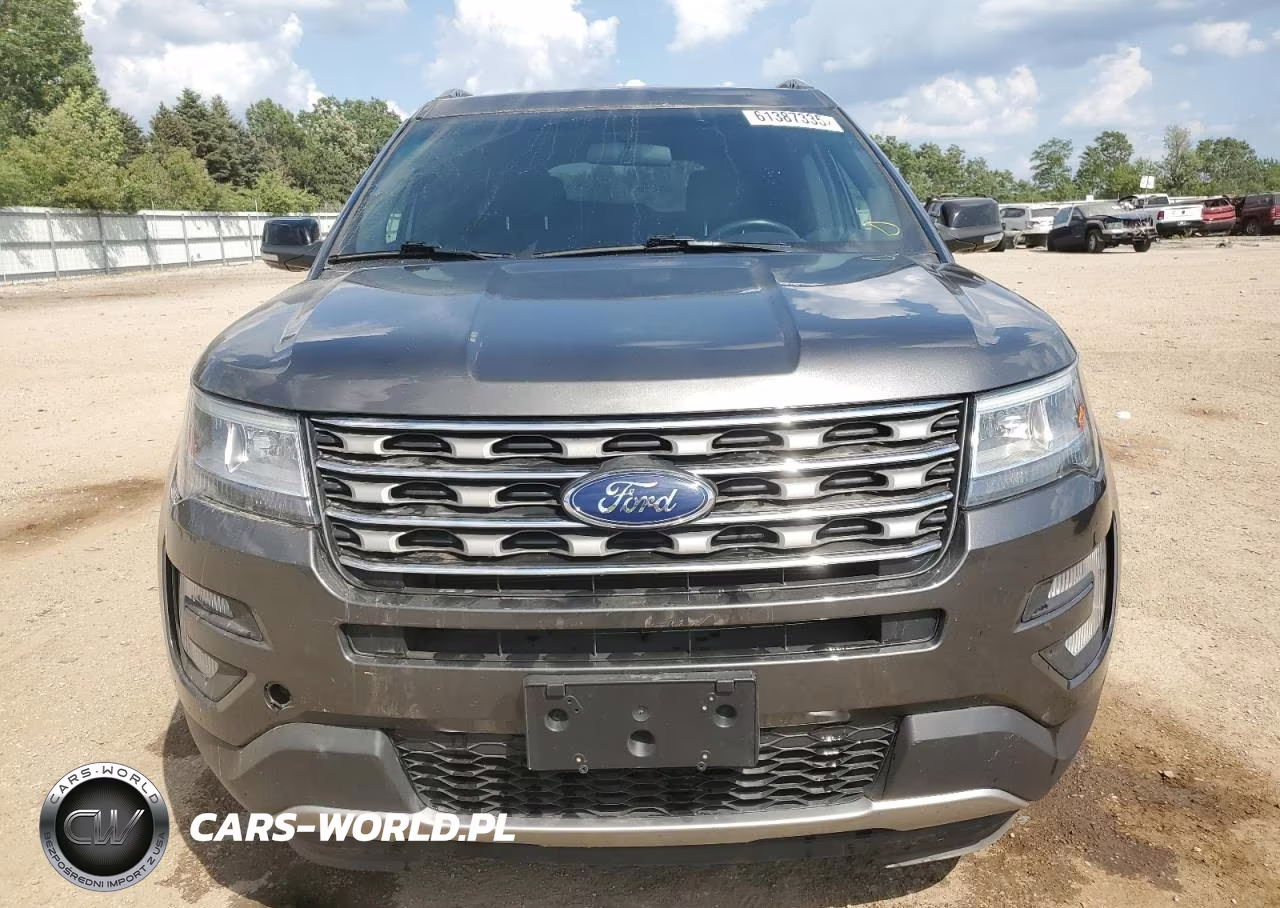 2017 Ford Explorer Xlt VIN:1FM5K8D87HGD81343 - 5