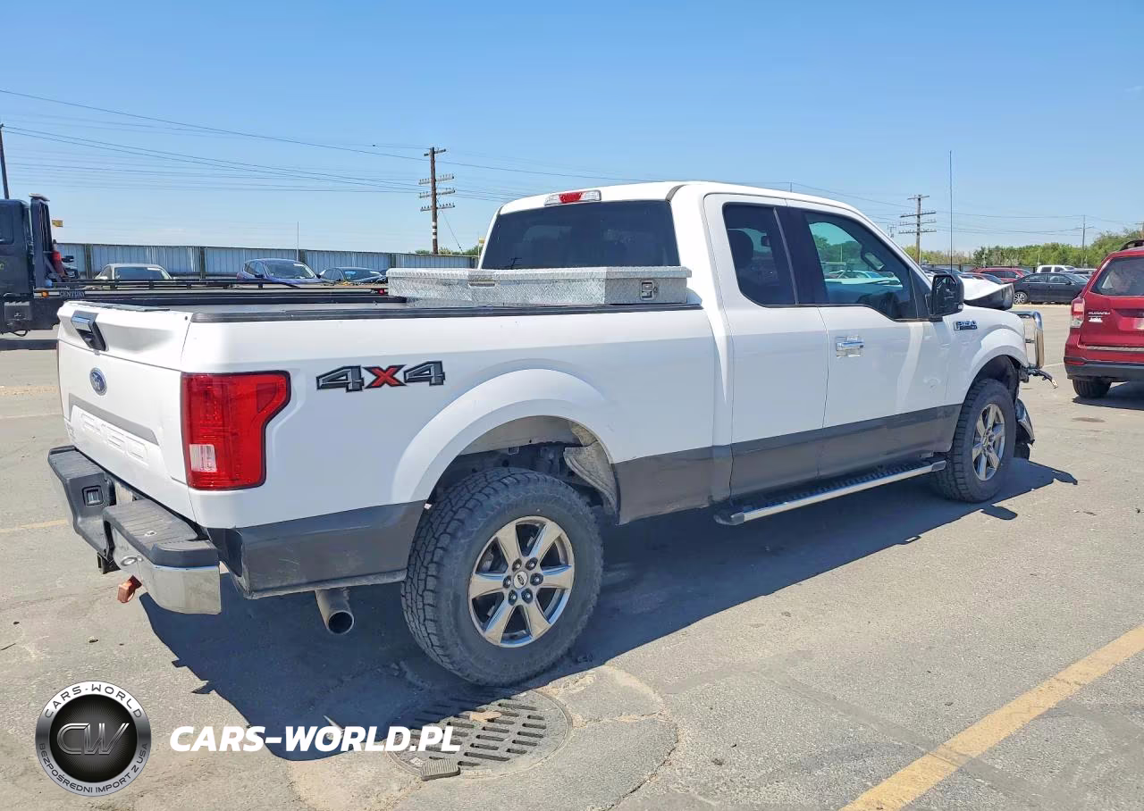 2018 Ford F150 Super Cab VIN:1FTFX1E58JKE31837 - 3