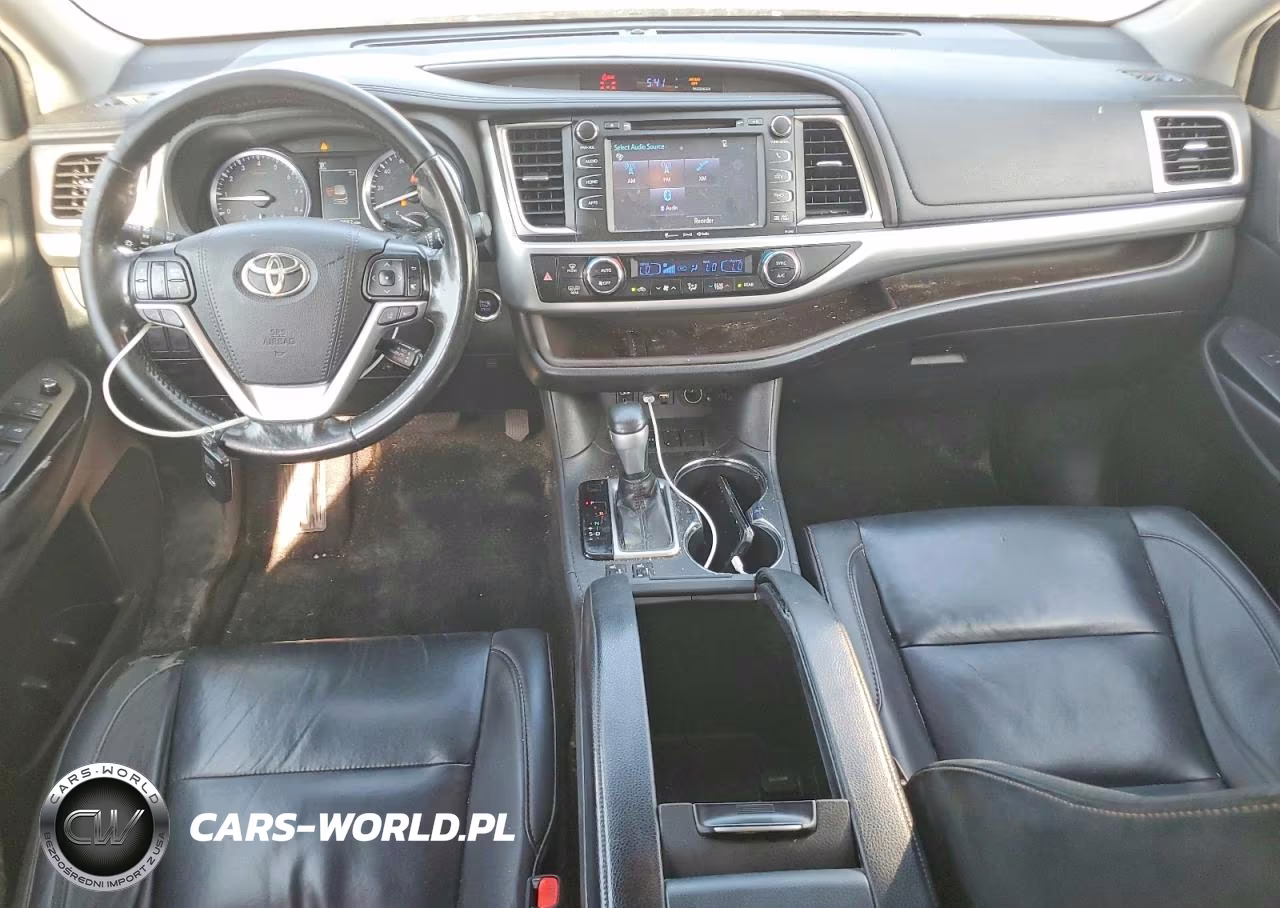 2019 Toyota Highlander Xle VIN:5TDKZRFHXKS355449 - 8