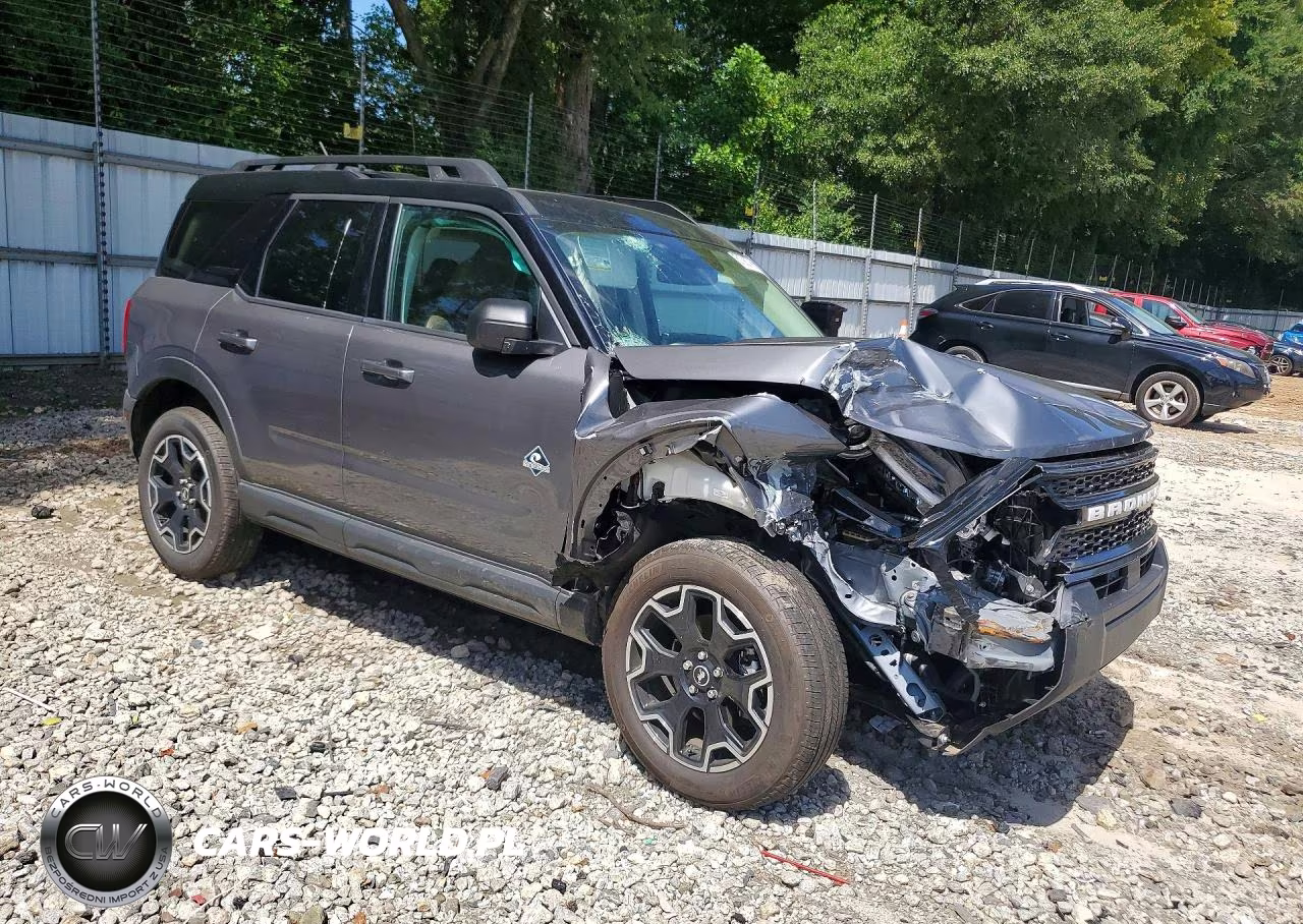 2025 Ford Bronco Sport Outer Banks VIN:3FMCR9CN5SRF18165 - 4