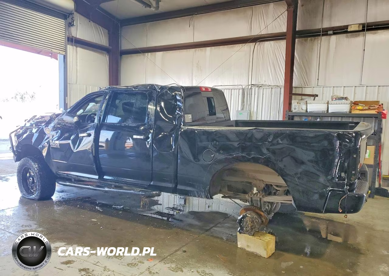 2013 Ram 2500 Laramie VIN:3C6UR5NL4DG558692 - 2