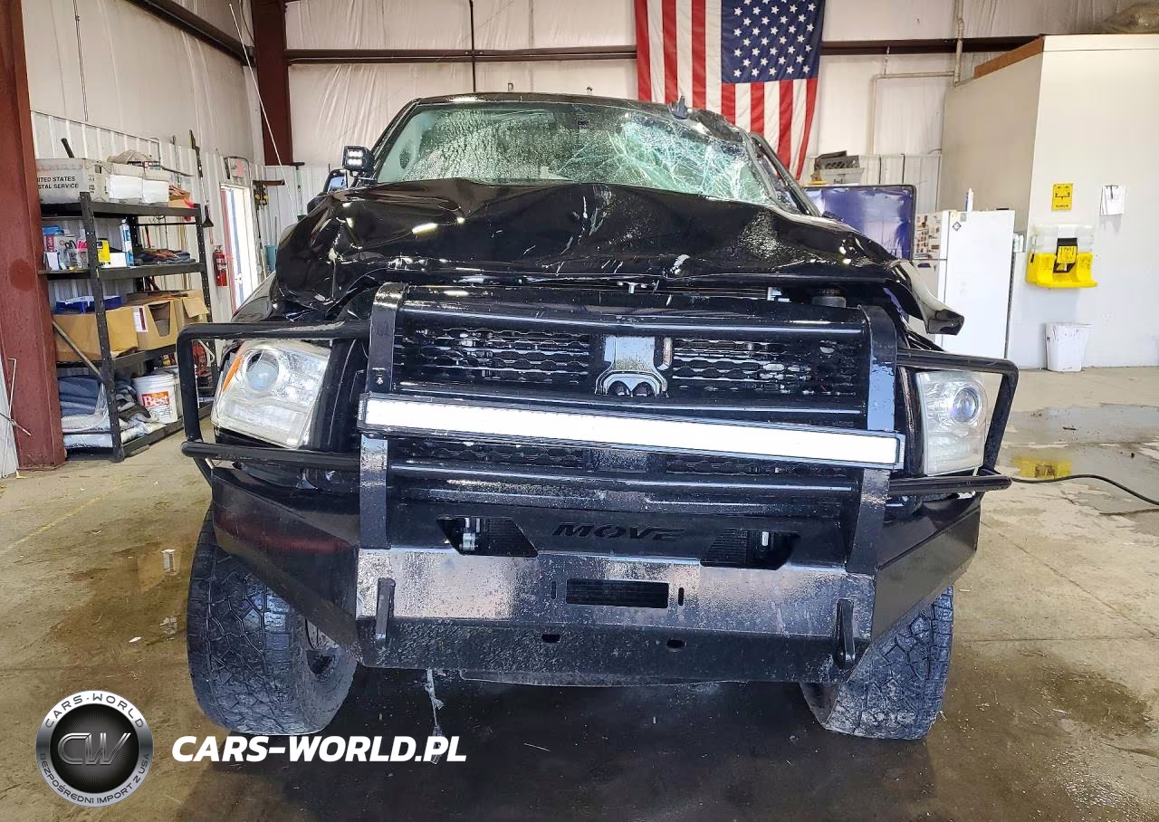 2013 Ram 2500 Laramie VIN:3C6UR5NL4DG558692 - 5