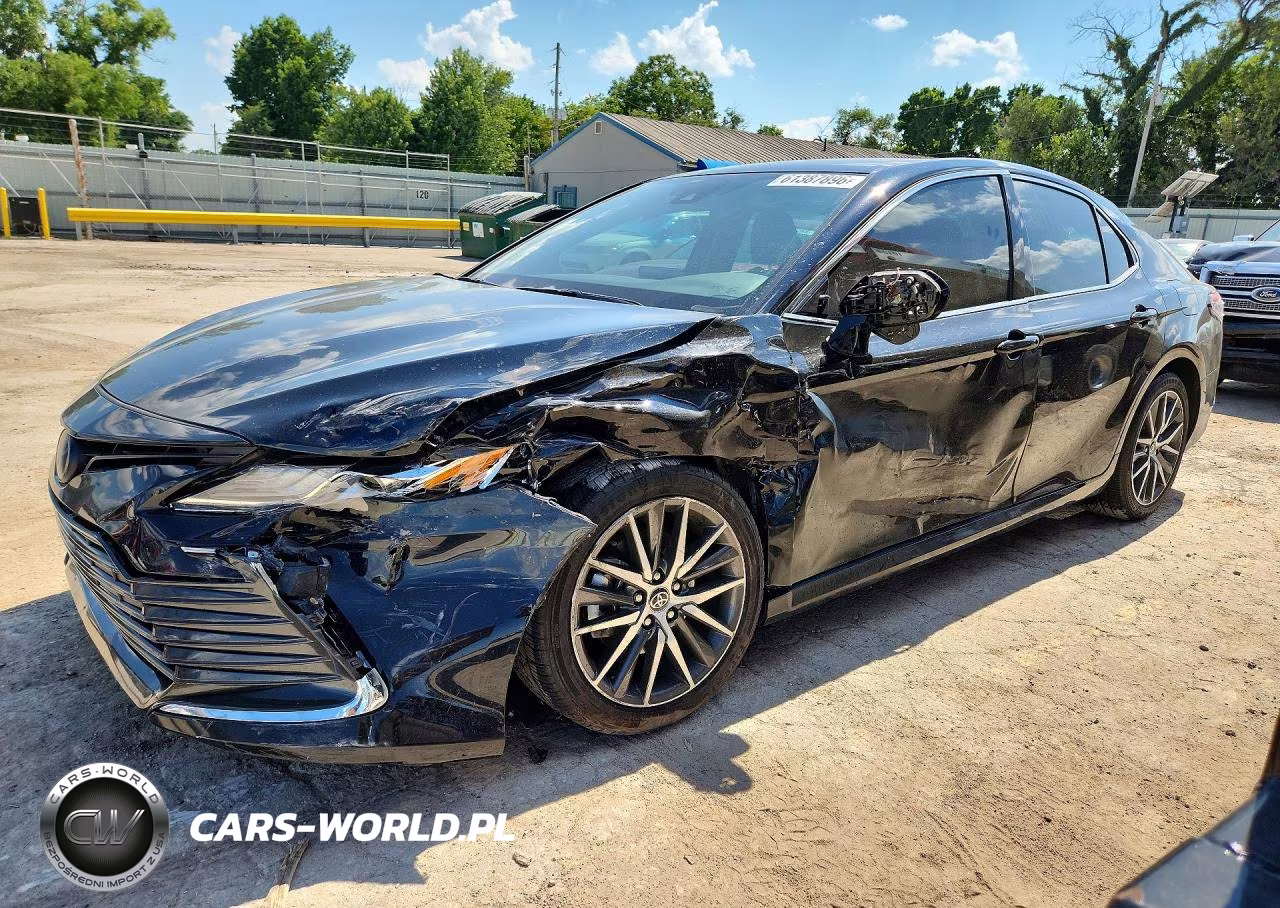 2023 Toyota Camry Xle – zdjęcie 1 z 12