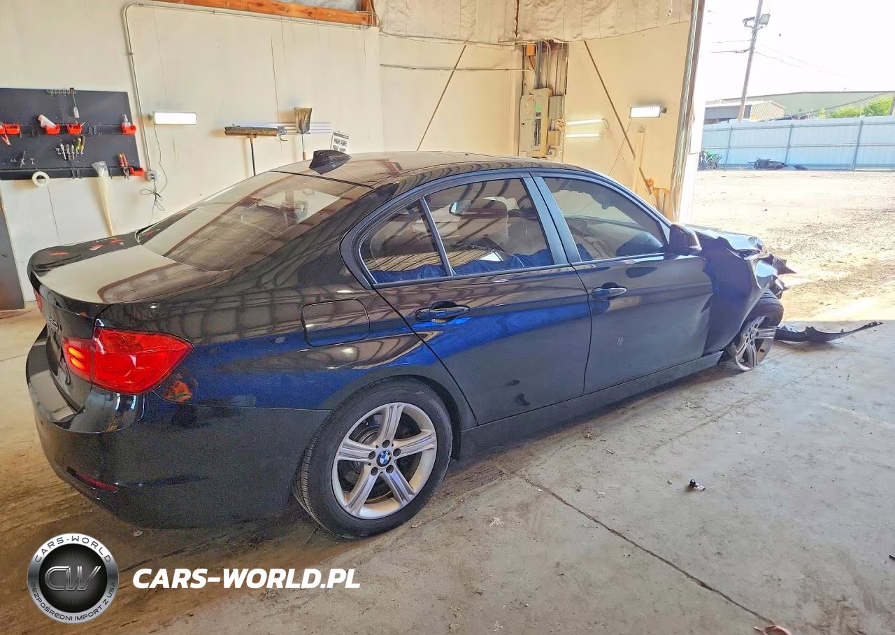 2014 BMW 320 I xDrive VIN:WBA3C3G52ENS72600 - 3