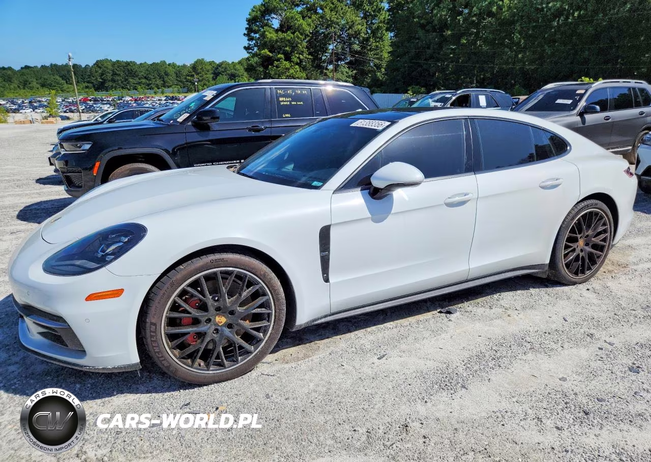 2018 Porsche Panamera 4 – zdjęcie 1 z 12
