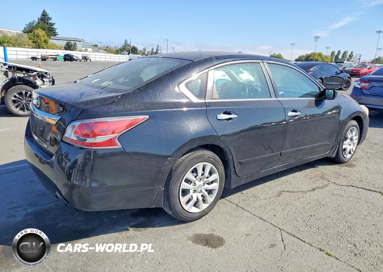 2015 Nissan Altima 2.5 S VIN:1N4AL3AP5FC577340 - 3