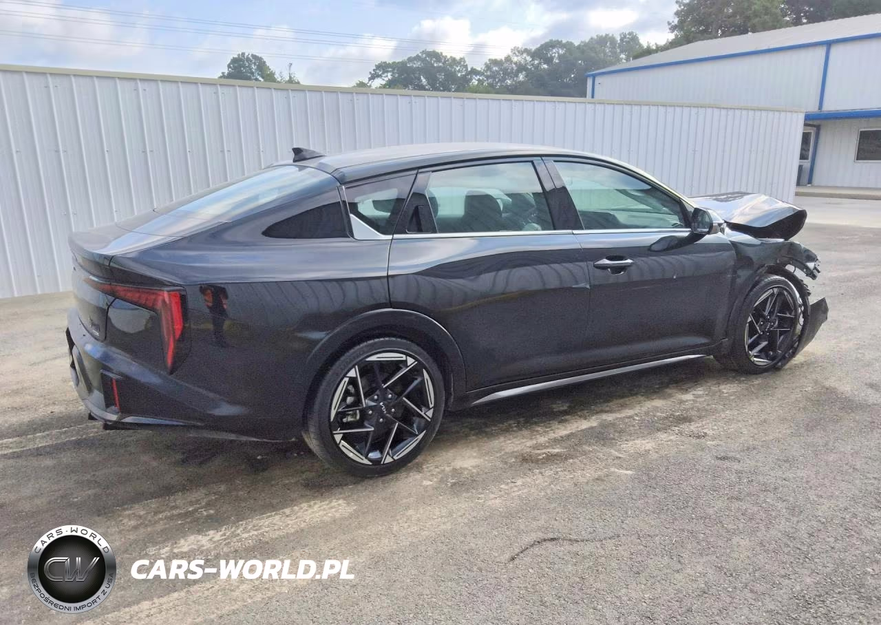 2025 Kia K4 Gt Line VIN:3KPFW4DE2SE236102 - 3