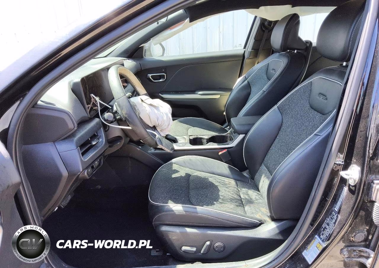 2025 Kia K4 Gt Line VIN:3KPFW4DE2SE236102 - 7