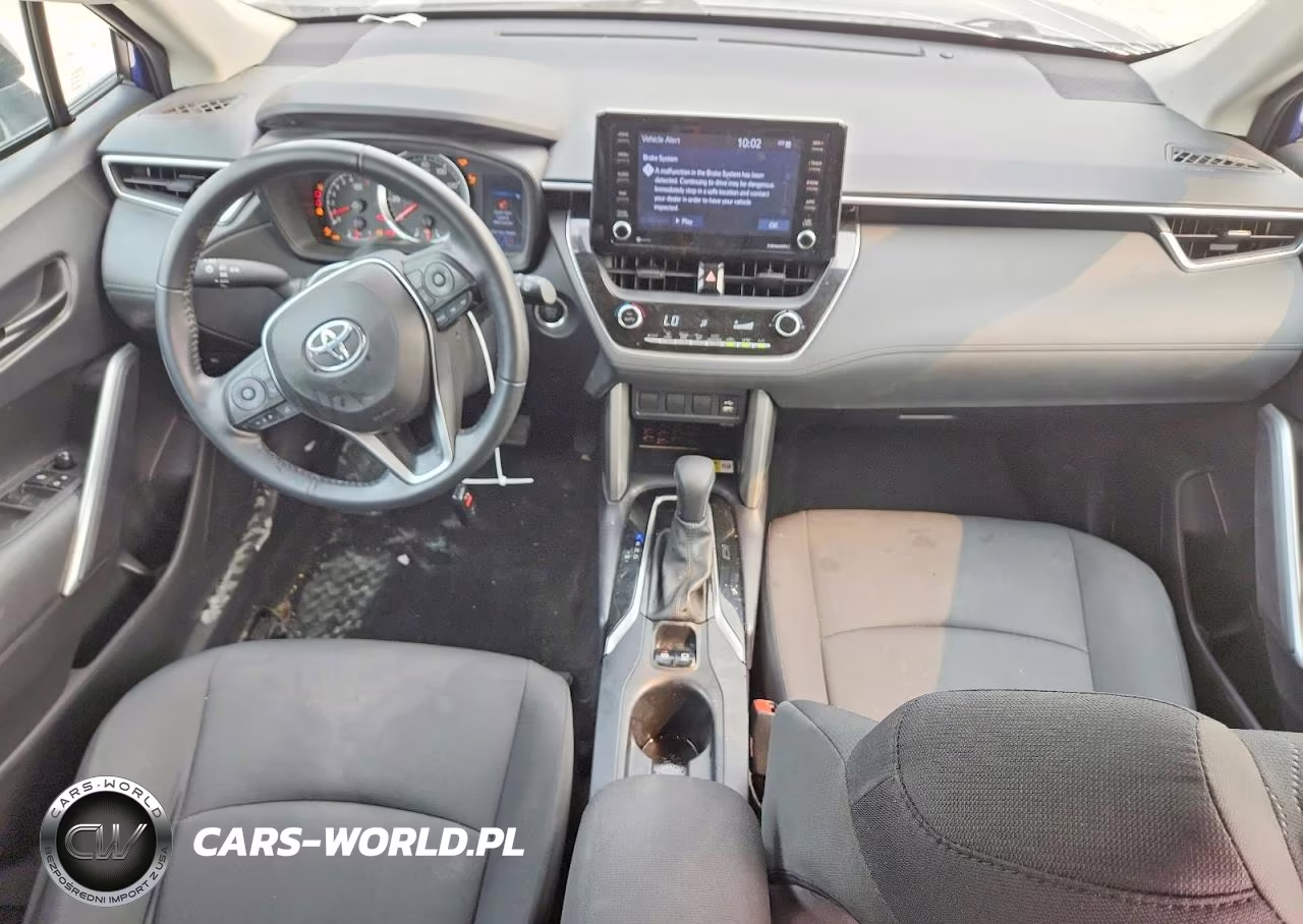2022 Toyota Corolla Cross Le VIN:7MUCAABG0NV033570 - 8