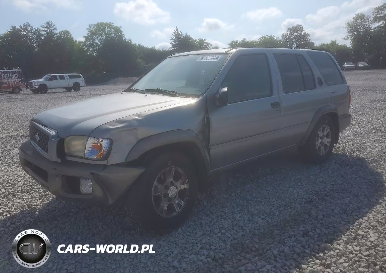 2000 Nissan Pathfinder Xe