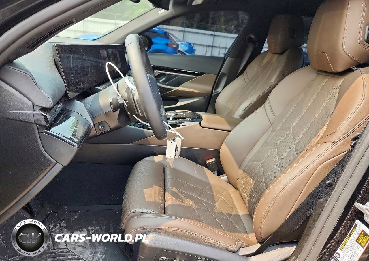 2024 BMW 530 Xi VIN:WBA53FJ04RCR24223 - 7