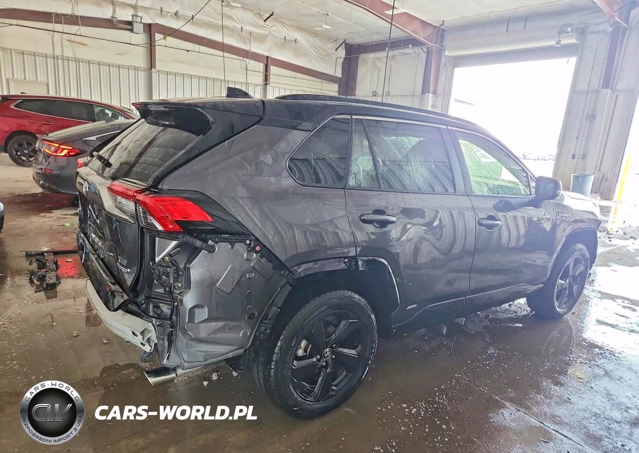 2020 Toyota Rav4 Xse VIN:JTMEWRFV2LJ030899 - 3