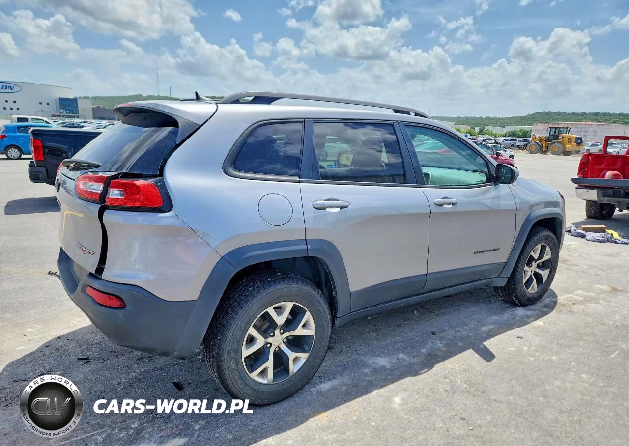 2017 Jeep Cherokee Trailhawk VIN:1C4PJMBB7HW536115 - 3