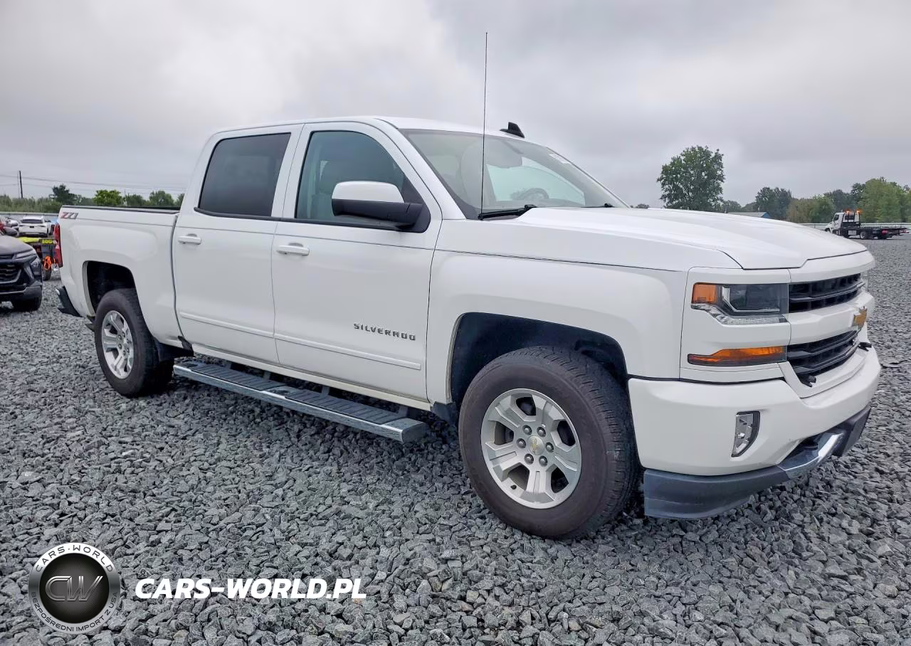 2018 Chevrolet Silverado K1500 Lt VIN:3GCUKREC6JG197899 - 4