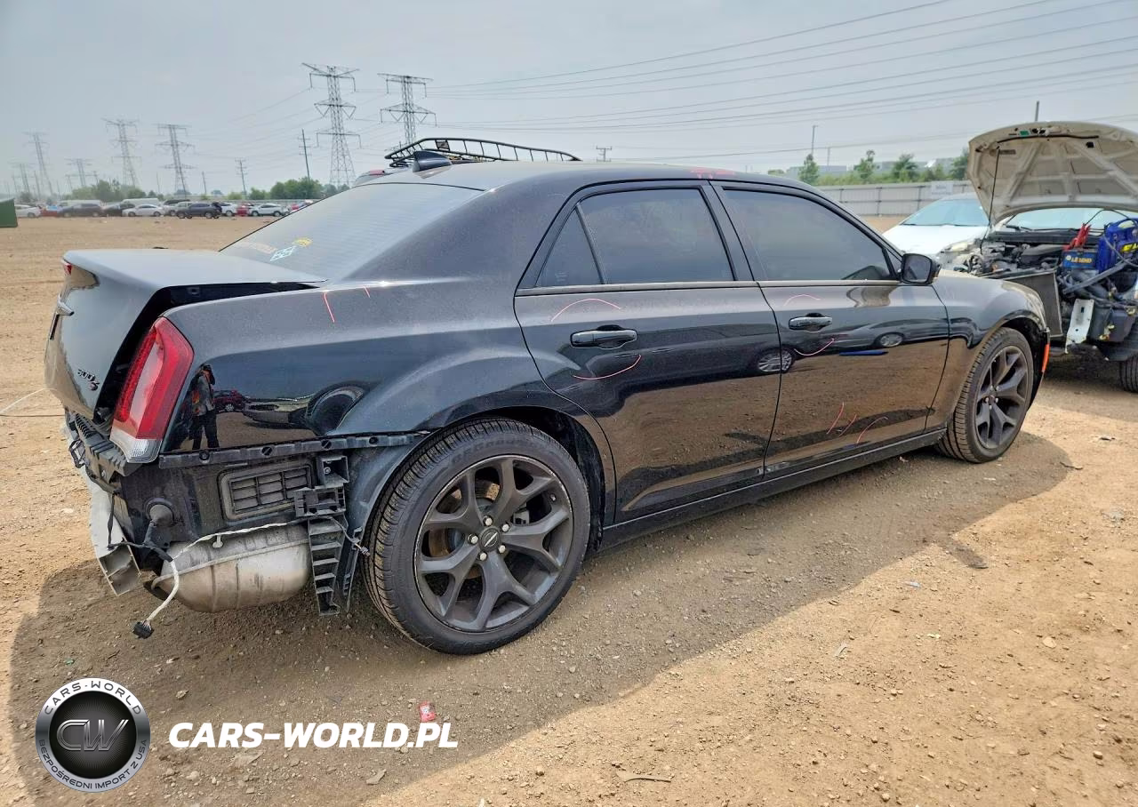 2023 Chrysler 300 S VIN:2C3CCABG5PH537767 - 3