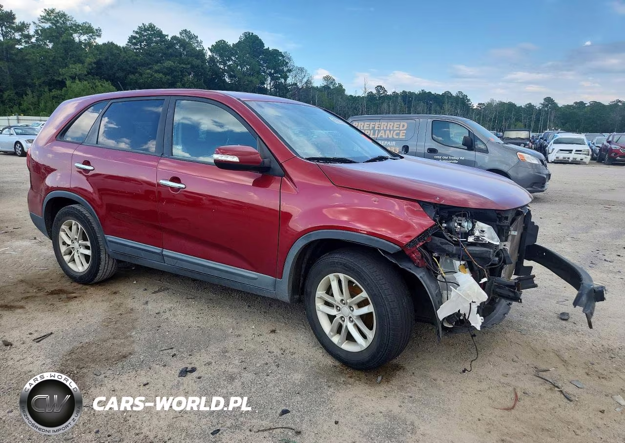 2014 Kia Sorento Lx VIN:5XYKT3A61EG494892 - 4